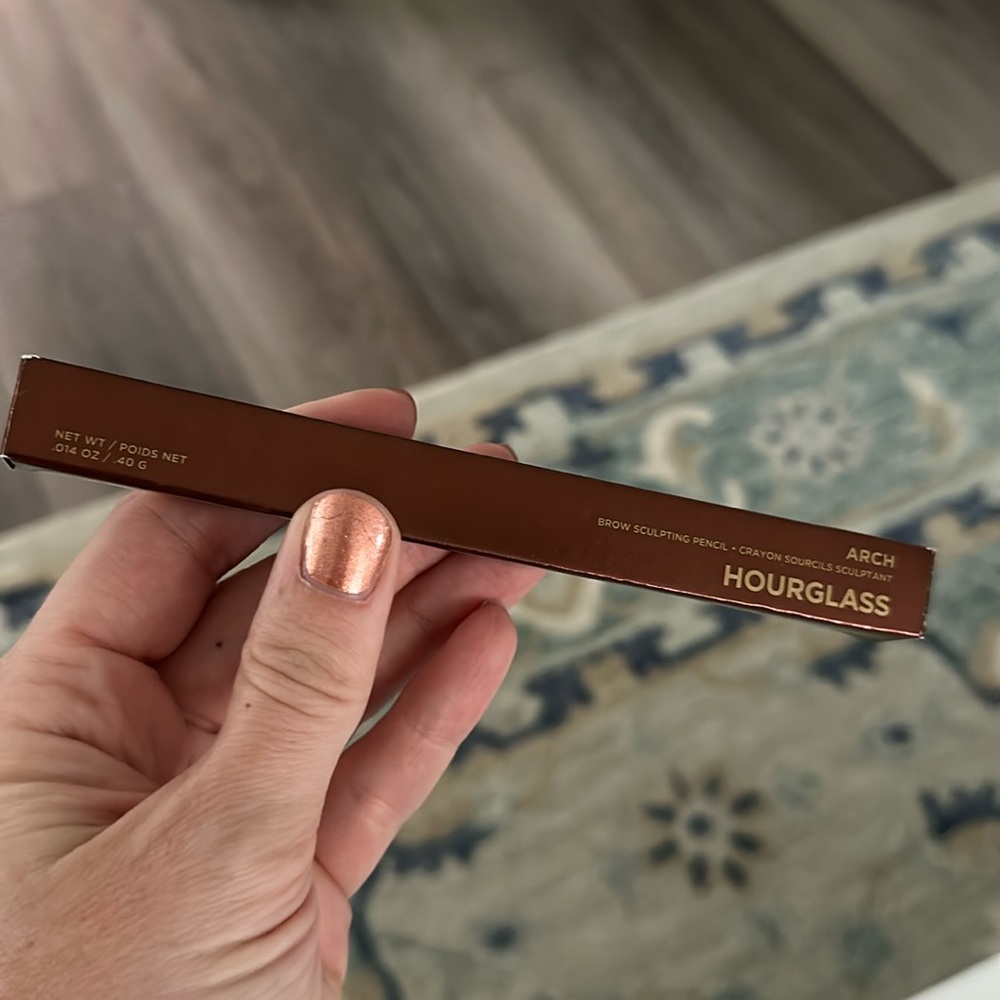 Hourglass Arch Brow Sculpting Pencil- Auburn color